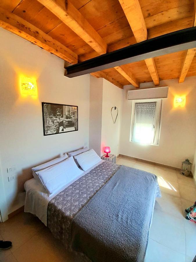 Appartement Les Amis à Peschiera del Garda Extérieur photo